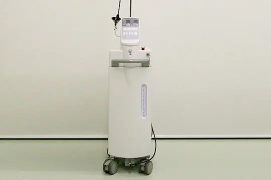 レーザー装置